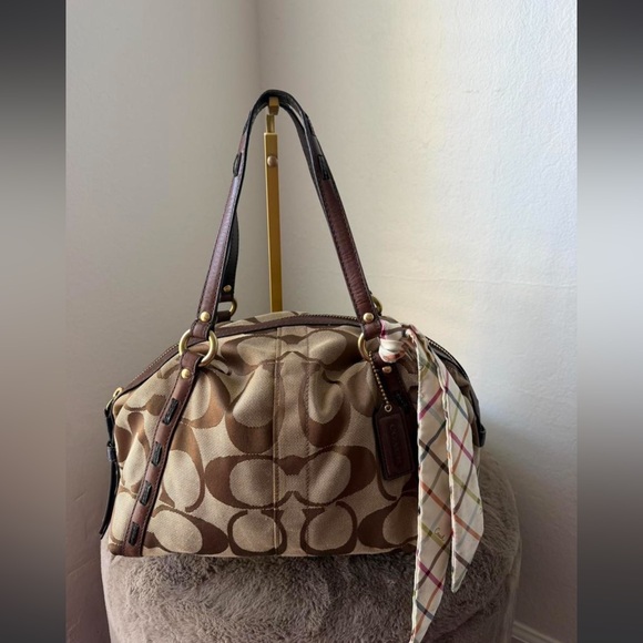 2009 Coach Monogram Signature Canvas Shoulder Bag